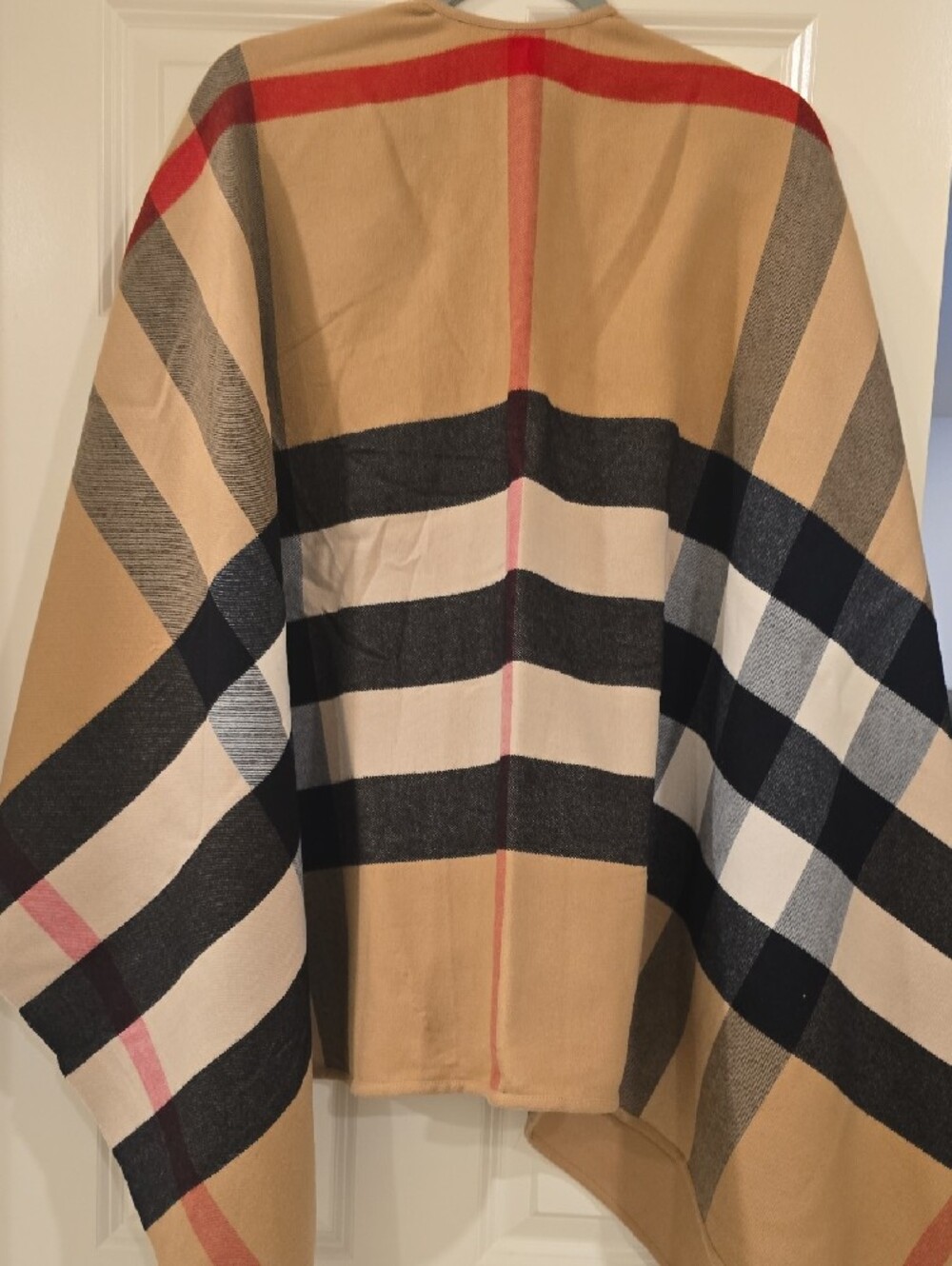 Burberry Camel Black Check Wool Poncho/Cape - Picture 3 of 6